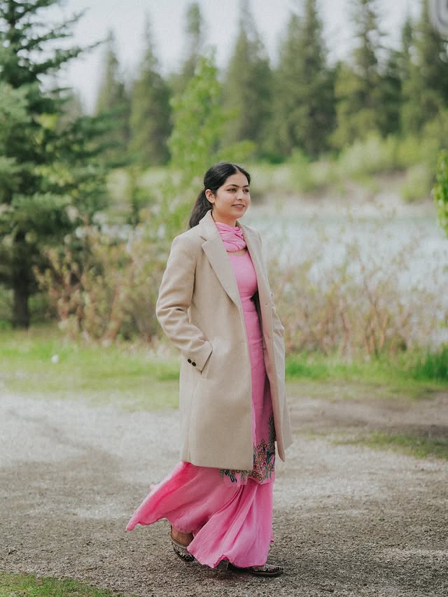 Bridal mehndi detail